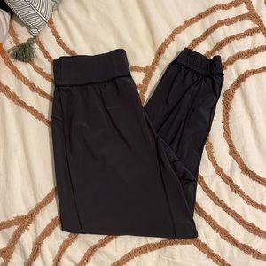 Lululemon Swiftly High-Rise Jogger